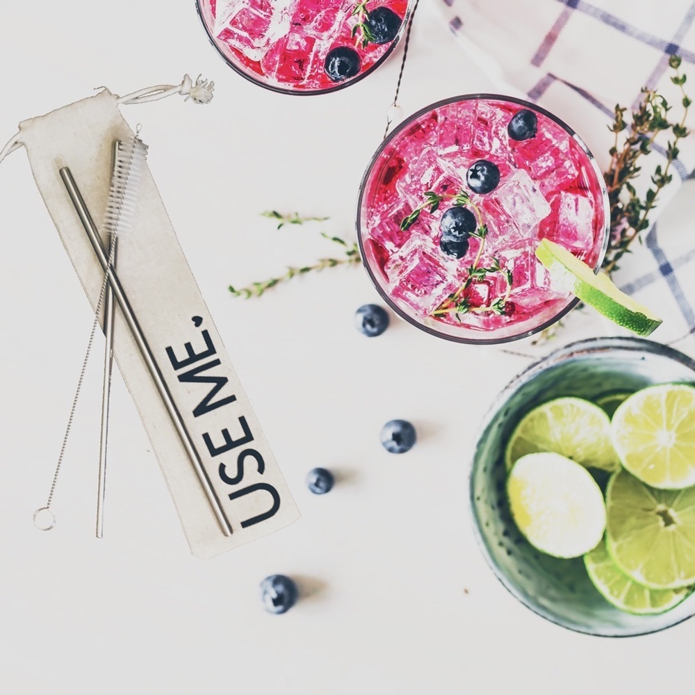 "USE ME, I'm a Metal Straw"